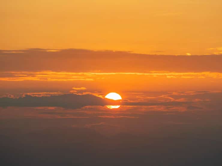 bright-sun-orange-dramatic-sunrise-sky_42414-1361